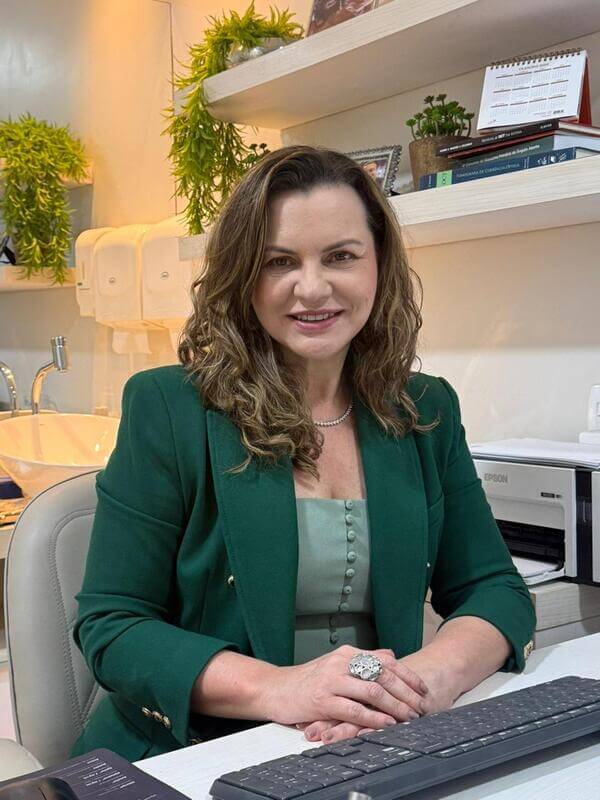 Dra. Cristiane Carvalho